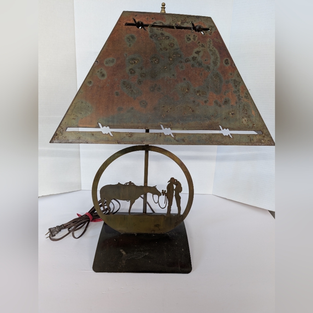 Western Hammered Copper  Lamp Farmhouse Horse Cowboy Cowgirl Flowers Horse
